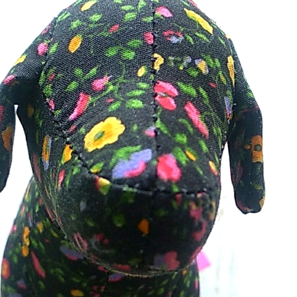 Victoria Secret PINK Dog PEACE Black Floral Flower Pattern Plush Collectable 6" - Picture 4 of 5